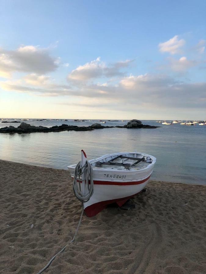 Apartamento Recien Reformado A 300 Metros Del Mar カレリャ・デ・パラフルジェリ エクステリア 写真